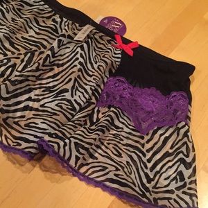 Lingerie skirt sexy fun 14-20 plus size brand new